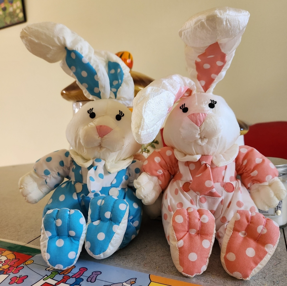 Vintage 1993 Easter Bunnies. Boy and Girl bunny